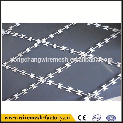 welded razor barbed wire mesh fence single and double barbed wire